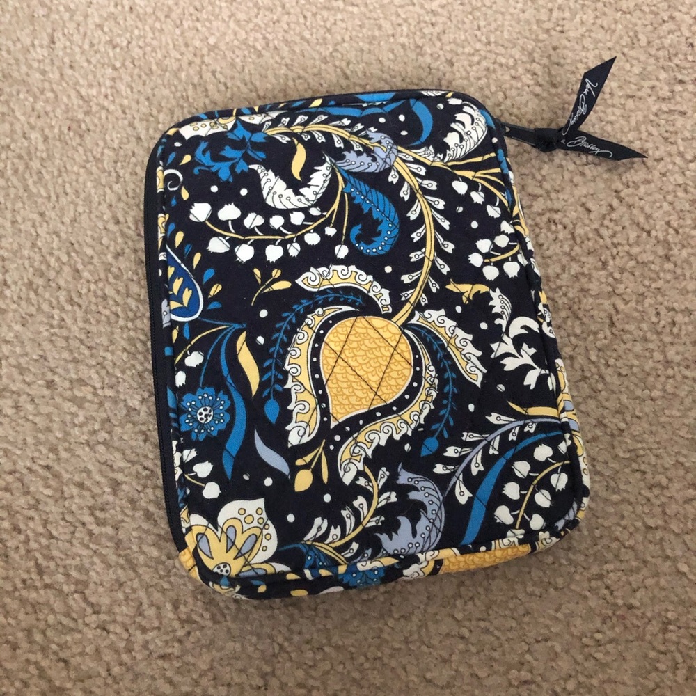 Vera Bradley kindle holder